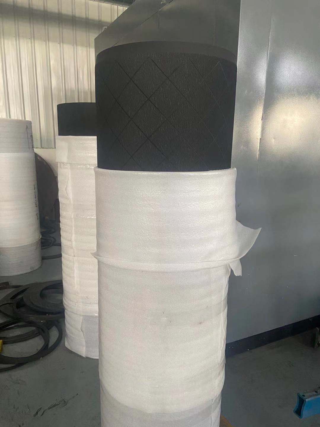 Rubber sleeve for opening and rewinding machine